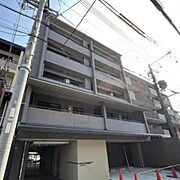 二条城前駅より徒歩7分 5階 築2年10ヶ月の賃貸物件