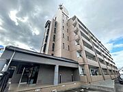 太秦天神川駅よりバス9分 徒歩4分 1階 築32年10ヶ月の賃貸物件