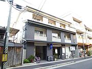 サンライズ出町 2階 築16年6ヶ月の賃貸物件