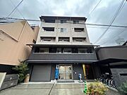 五条駅より徒歩6分 2階 築5年11ヶ月の賃貸物件