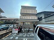 今出川駅よりバス4分 徒歩3分 3階 築19年10ヶ月の賃貸物件