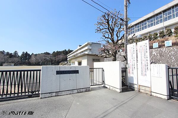 中学校 3030m 青梅市立吹上中学校