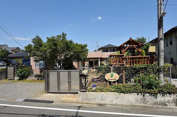 幼稚園・保育園 1900m みどりの園