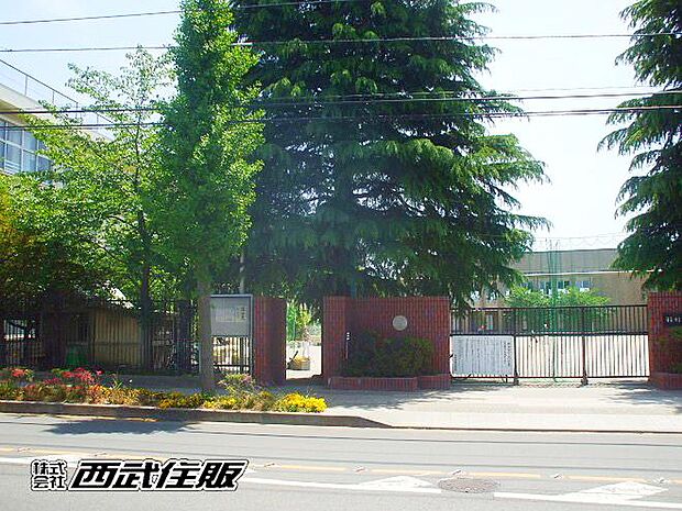 小学校 400m 羽村市立富士見小学校