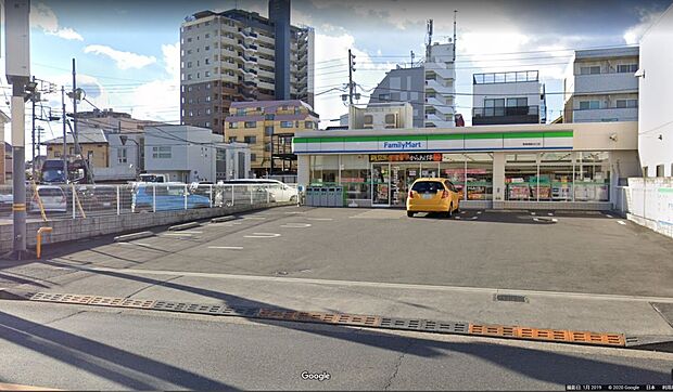 コンビニ 200m ファミリーマート 東青梅駅北口店