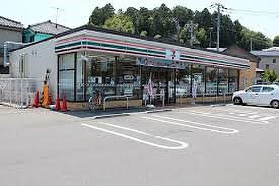 コンビニ 290m セブン-イレブン 青梅長淵1丁目店(徒歩4分)