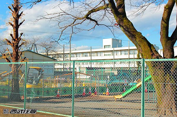 中学校 800m 青梅市立新町中学校