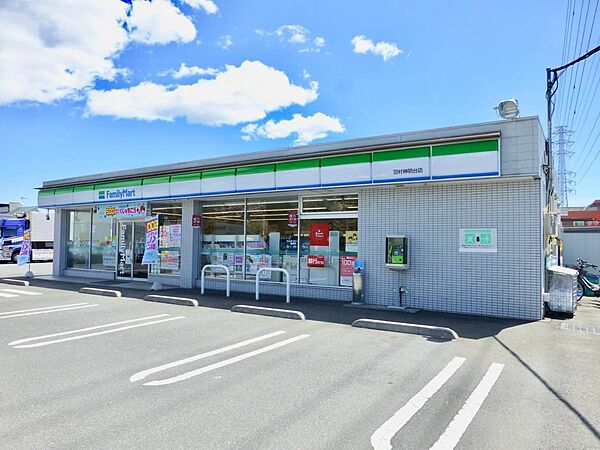 コンビニ 600m ファミリーマート 羽村神明台店