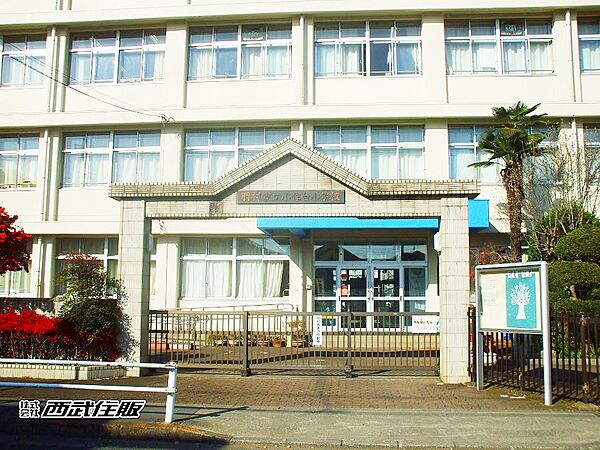 小学校 400m 羽村市立小作台小学校
