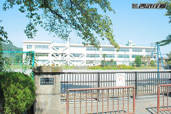 中学校 800m あきる野市立増戸中学校