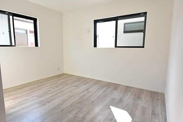 C号棟♪洋室7.8帖♪2025年11月6日12時頃撮影