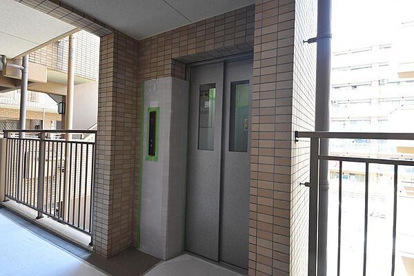 エレベーター