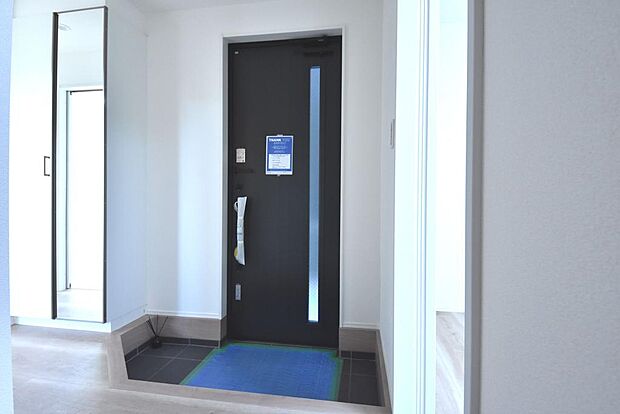 2号棟・玄関・内