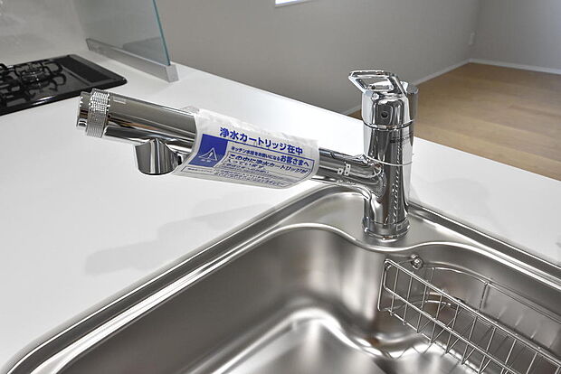 キッチン♪蛇口は一体型浄水器