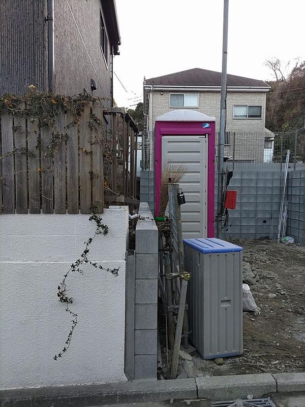 隣地境界・東側(2026年1月25日撮影