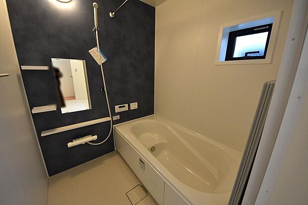 浴室は換気暖房機能付き