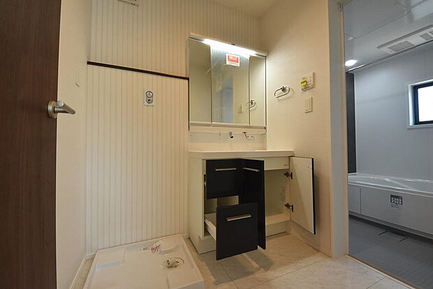 〜洗面所と洗濯機置き場〜