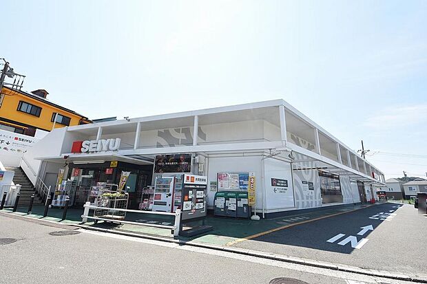 西友能見台店まで約650ｍ