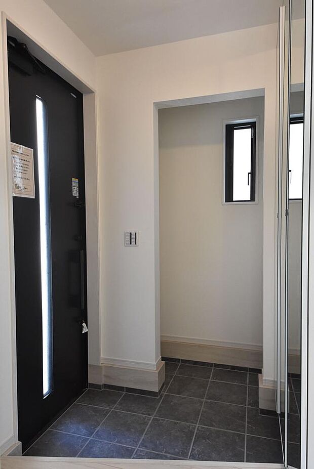 玄関とシューズインクローク