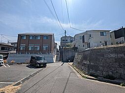 神奈川県横浜市金沢区六浦南１丁目13-34
