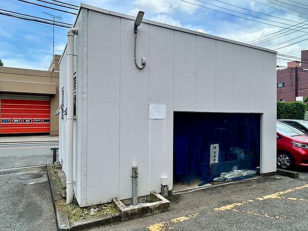 ゴミ収集所