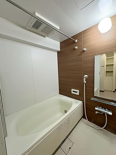 浴室 換気乾燥暖房機能が備わっています！