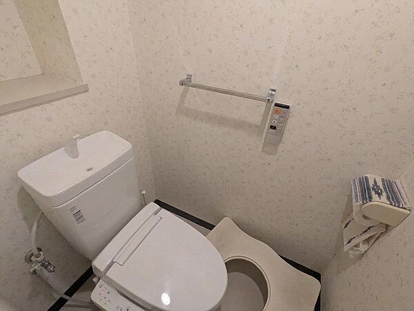 トイレを拡大表示