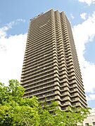 福島駅より徒歩10分 29階 築27年10ヶ月の賃貸物件