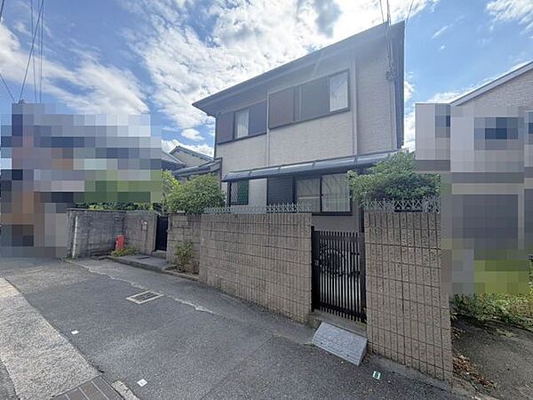 住友林業株式会社施工の家　2001年4月建築