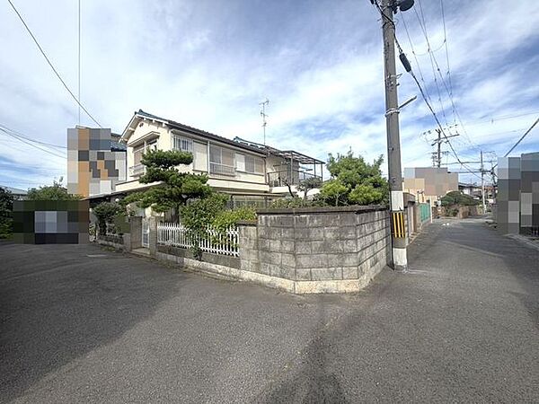 外観：327002792014
