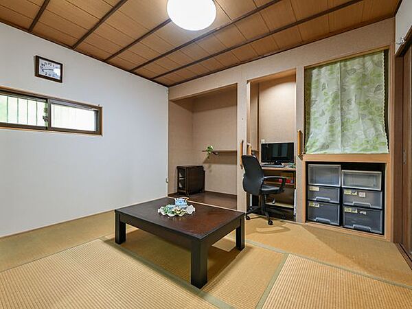 和室床間のある和室です。