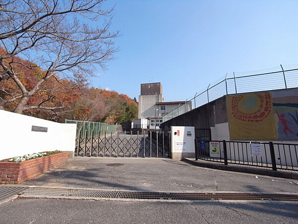 画像29:多田東小学校