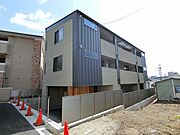 川西能勢口駅より徒歩12分 3階 築9年1ヶ月の賃貸物件