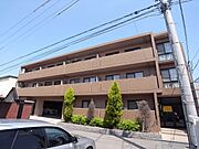 川西能勢口駅よりバス9分 徒歩4分 築24年9ヶ月 3階建の賃貸物件
