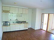 サンハイツ坂末 3階 築36年2ヶ月の賃貸物件