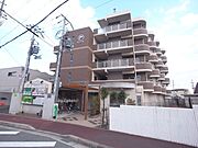 山本駅より徒歩2分 3階 築18年8ヶ月の賃貸物件