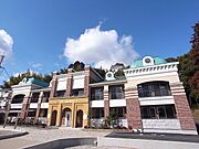 川西能勢口駅より徒歩20分 築14年3ヶ月 2階建の賃貸物件