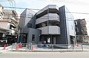 池田駅より徒歩12分 築1年5ヶ月 3階建の賃貸物件