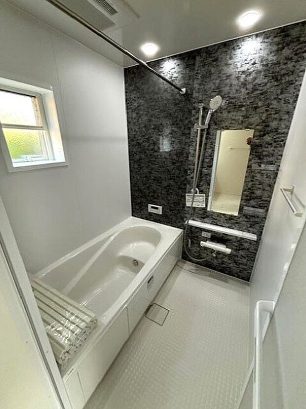 1日の疲れをゆったりと癒せる浴室