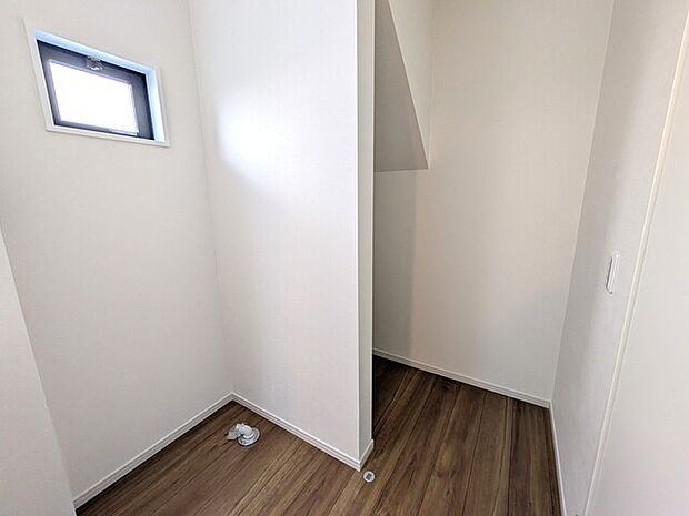 洗面室にはリネン庫をご用意しました