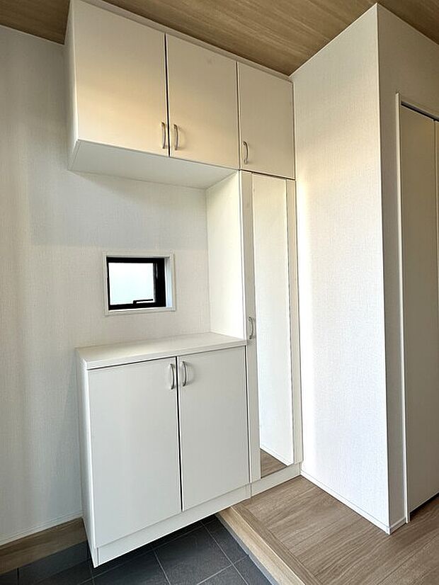 利用用途が広がるセパレートタイプの下駄箱