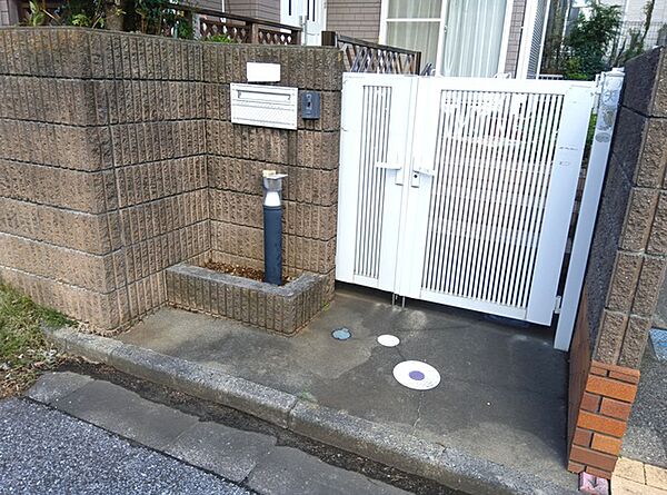 門扉があり防犯も安全です