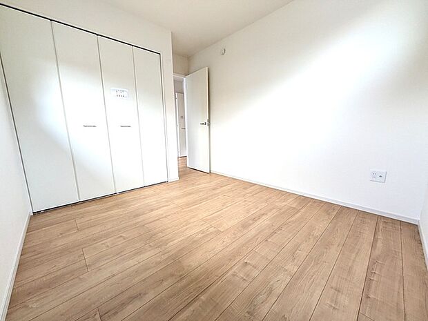 しっかり収納があるのでタンスいらずですね！