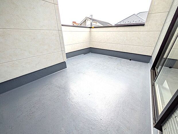 バルコニーは南向き