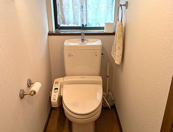 温水洗浄付きのトイレ