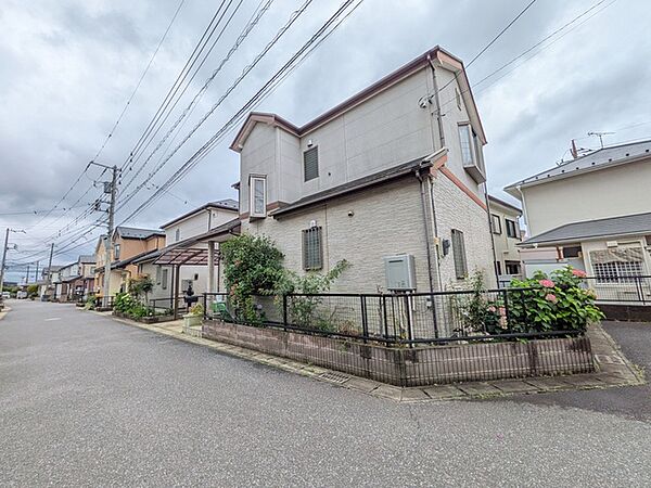 築2004年2月　収納たっぷりな間取りの4LDK