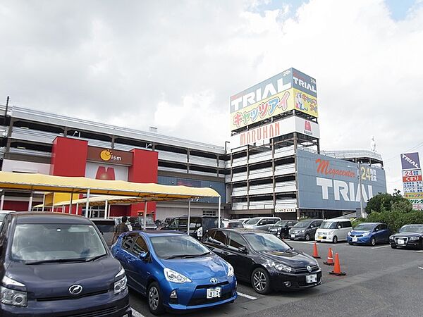 メガセンタートライアル八千代店1780m徒歩23分