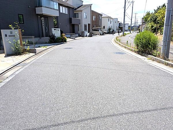 穏やかな閑静な住宅地が広がります