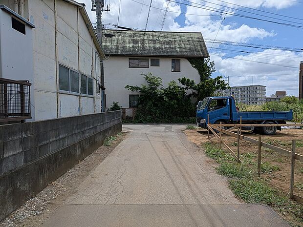 前面道路幅員約4m