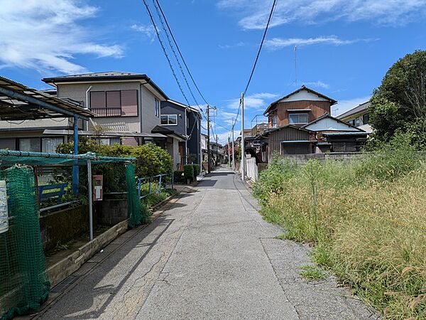 日々の生活に大切なスーパーやコンビニは徒歩5分